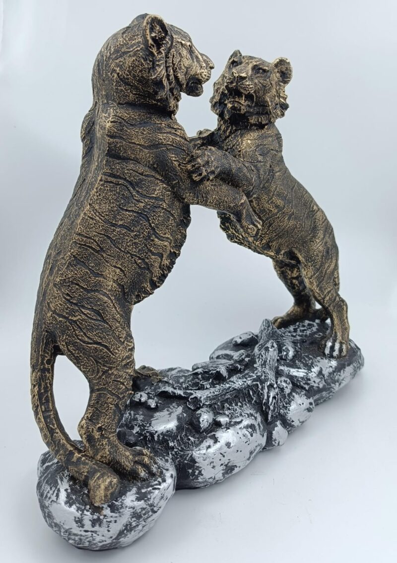 Fighting Tiger