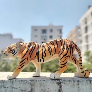 Tiger Showpiece