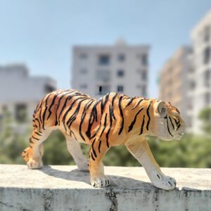 Tiger Showpiece