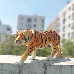 Tiger Showpiece