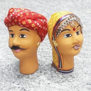 Kaka Kaki Statue